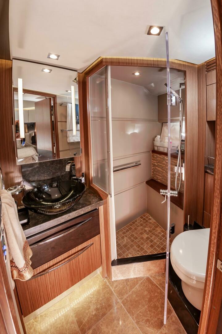 Slide: The Image of Sea Ray L650 Fly 2015 - 4313424